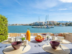 Гостиница Holiday Home Marina 1  Сен-Сиприен Пляж